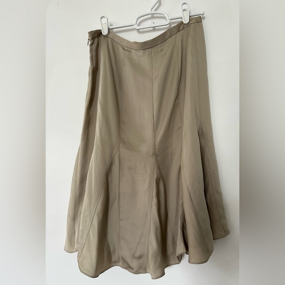 Calvin Klein silk skirt with godet ruffles, size 6, champagne - Picture 4 of 10